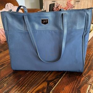 NWT Freshly Picked Everyday tote